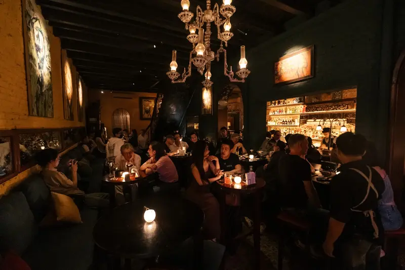 Lost – Drink & Chill - Hidden Bar chill không gian