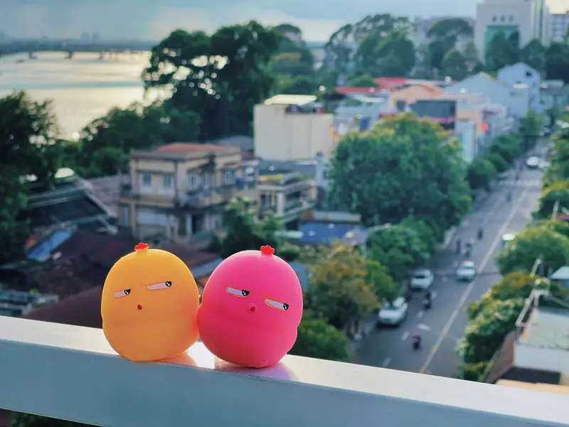 Chú gà cọc tín quà tặng khai trương tại Bình Yên rooftop
